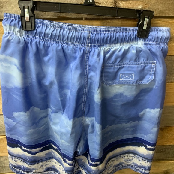 Mens Size Medium Trader Bay Swim Suit - Picture 3 of 5